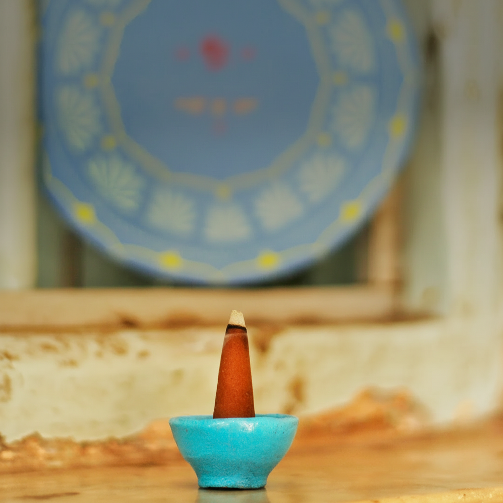 Motiya I Indian Jasmine Incense Cones (Charcoal-free)