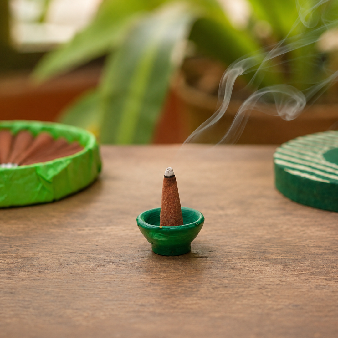 Khusa | Vetiver Incense Cones (Charcoal-free)