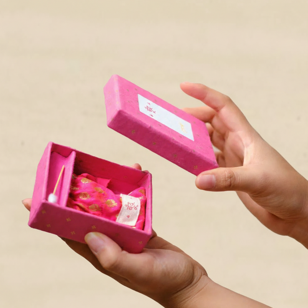 Gulabi | Damask Rose Perfume Oil (5ml Roll-on)